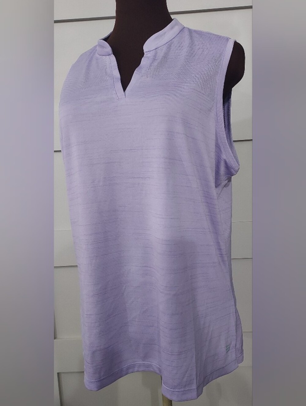 NWOT Three Sixty Six Lilac Sleeveless V-Neck Women's Top XL